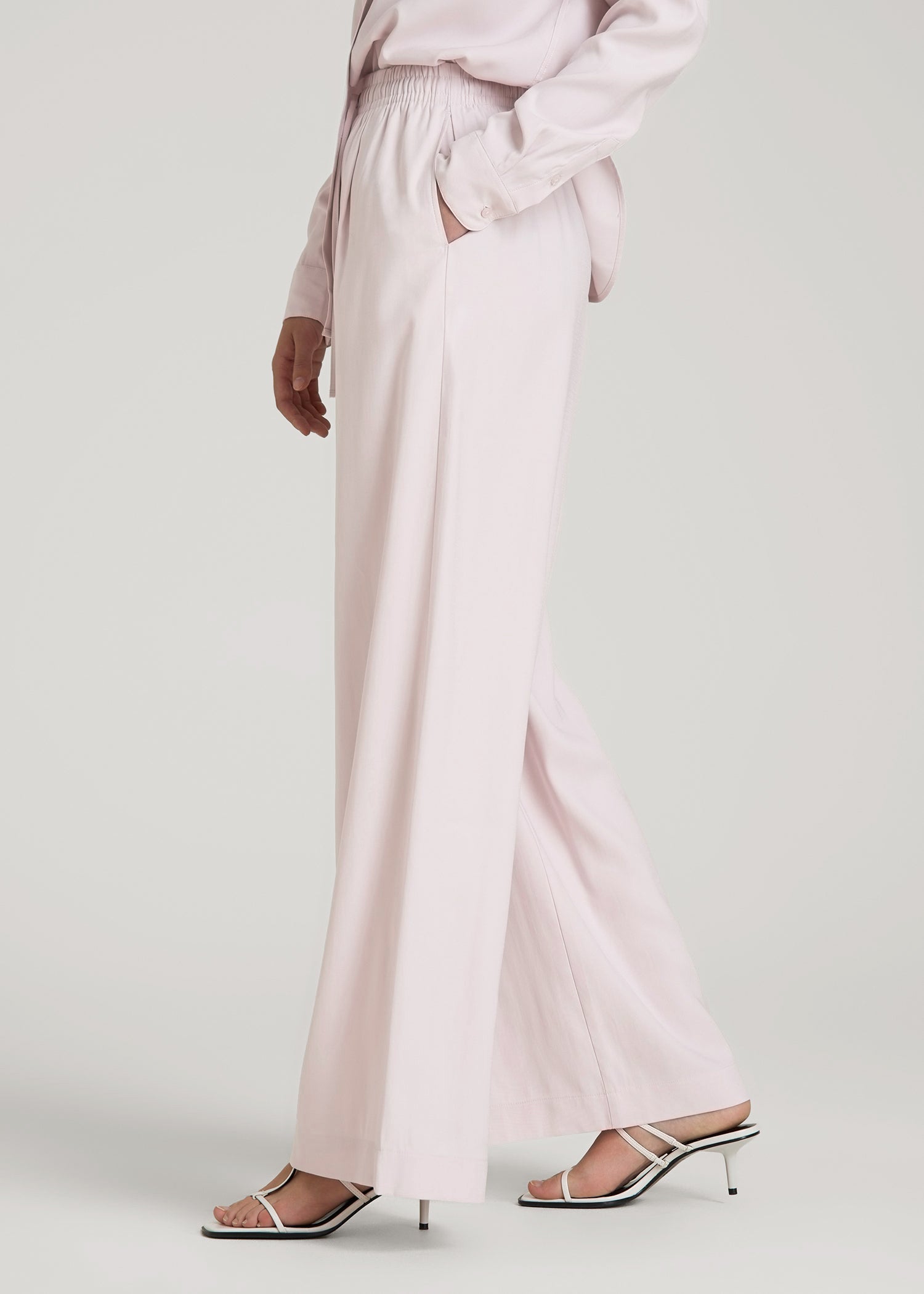 American Tall Men|Women Relaxed Pull-On Pants for Tall Women in Grey Lilac