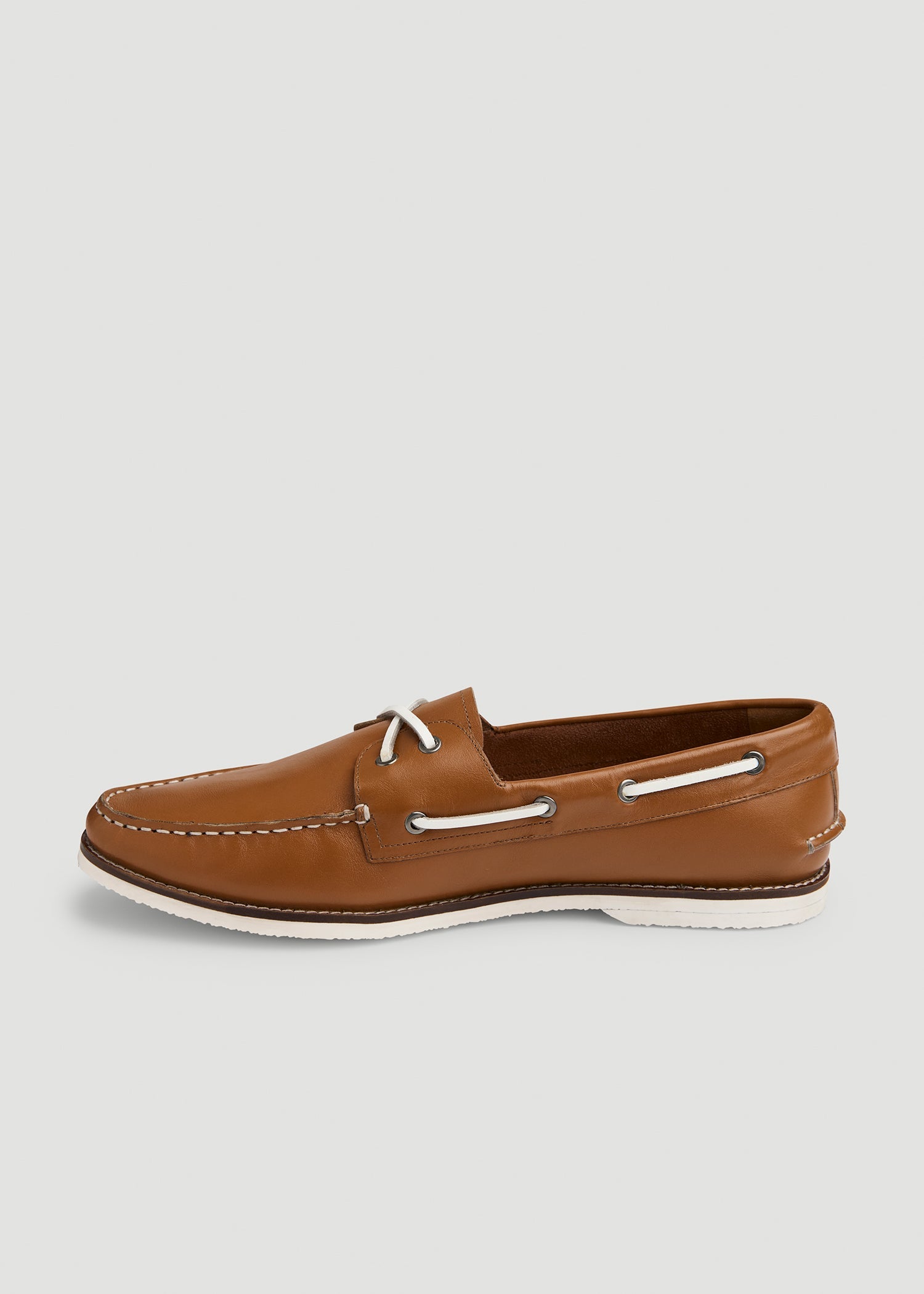 American Tall Men Boat Shoe for Tall Men in Beige