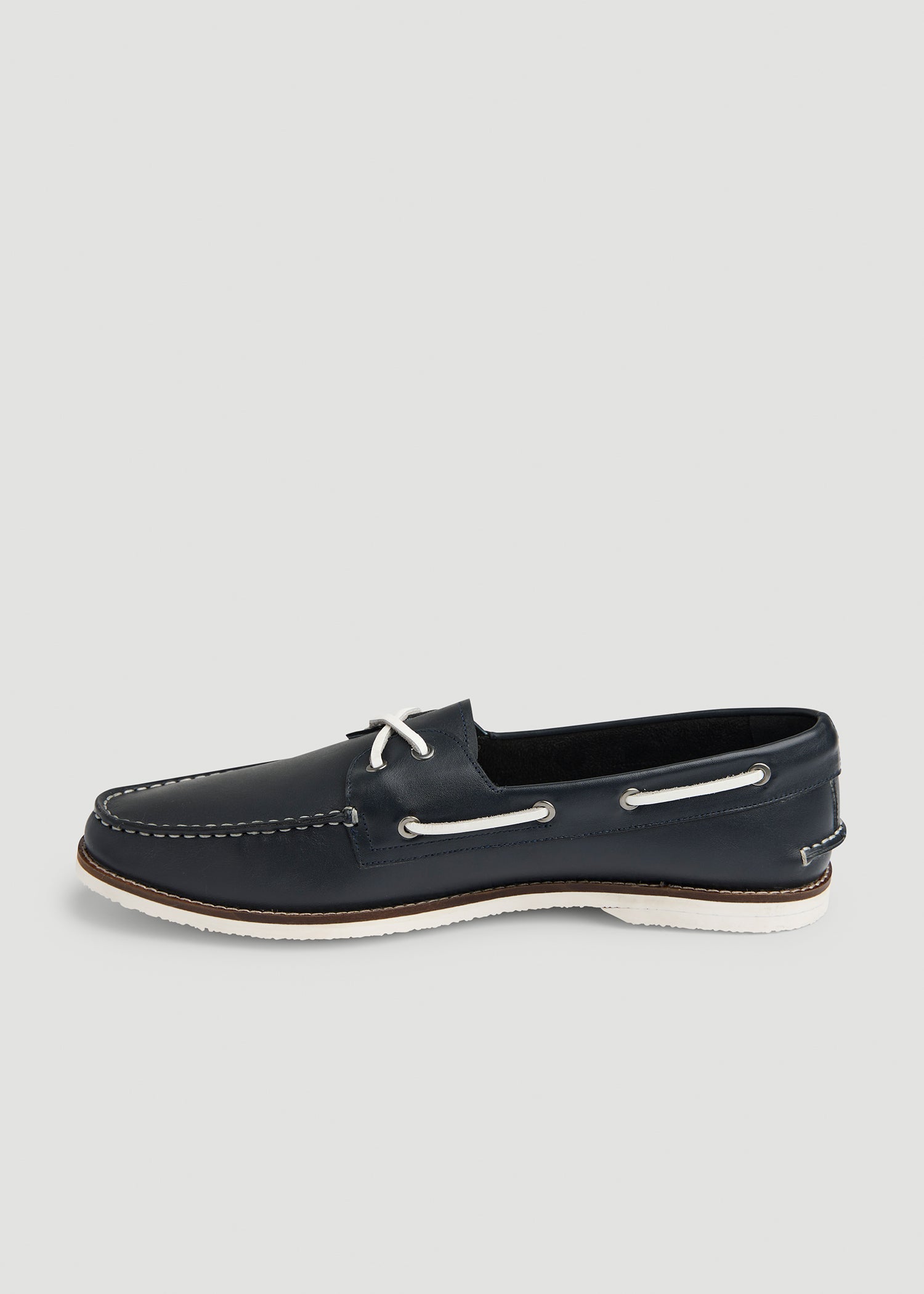 American Tall Men Boat Shoe for Tall Men in Navy