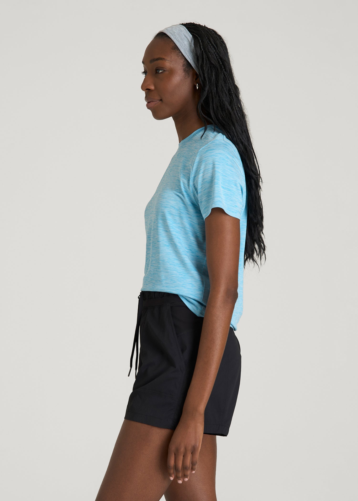 American Tall Women Short Sleeve Crewneck Tee for Tall Women in Spring Blue Mix