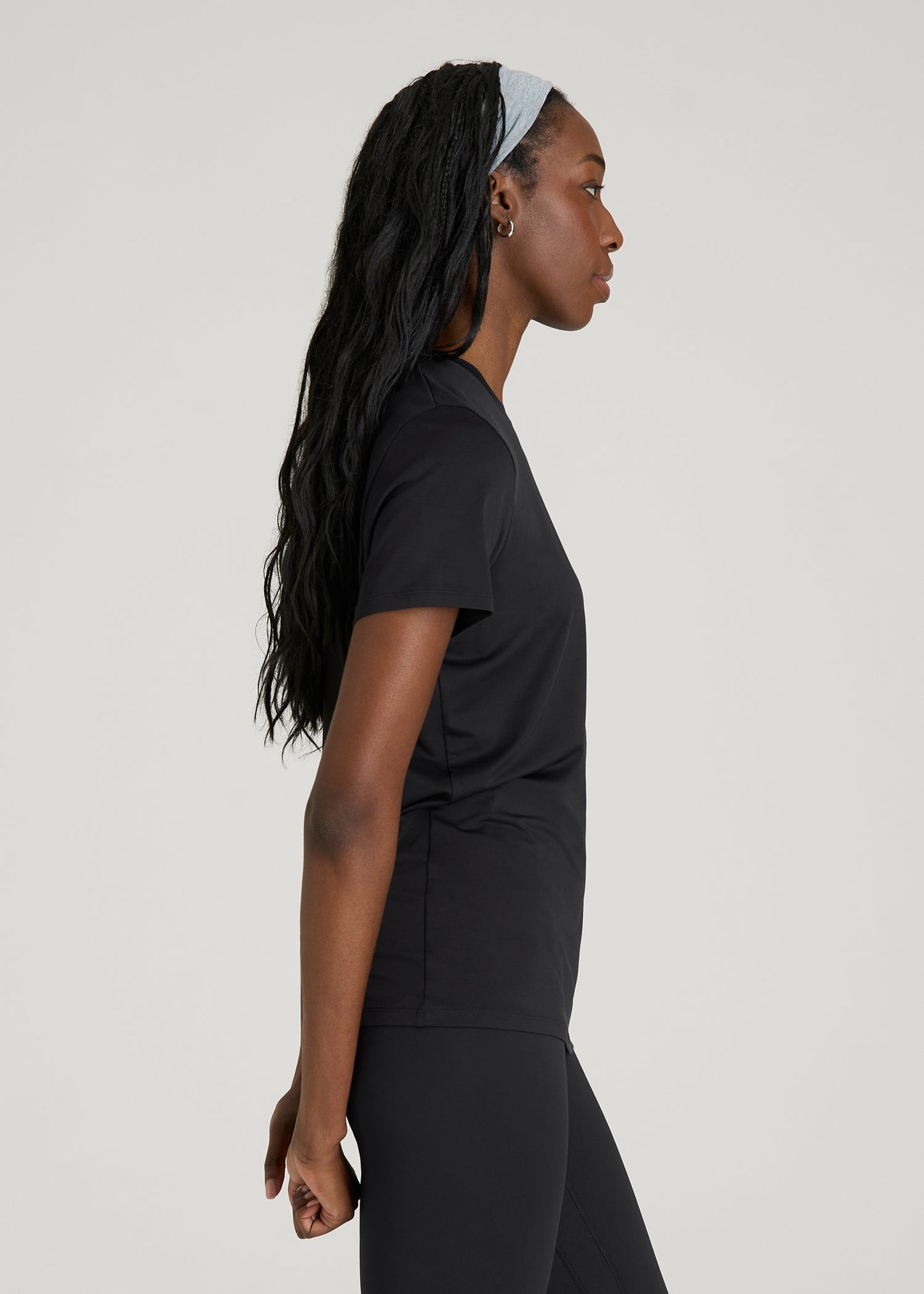 American Tall Women Short Sleeve Crewneck Tee for Tall Women in Black