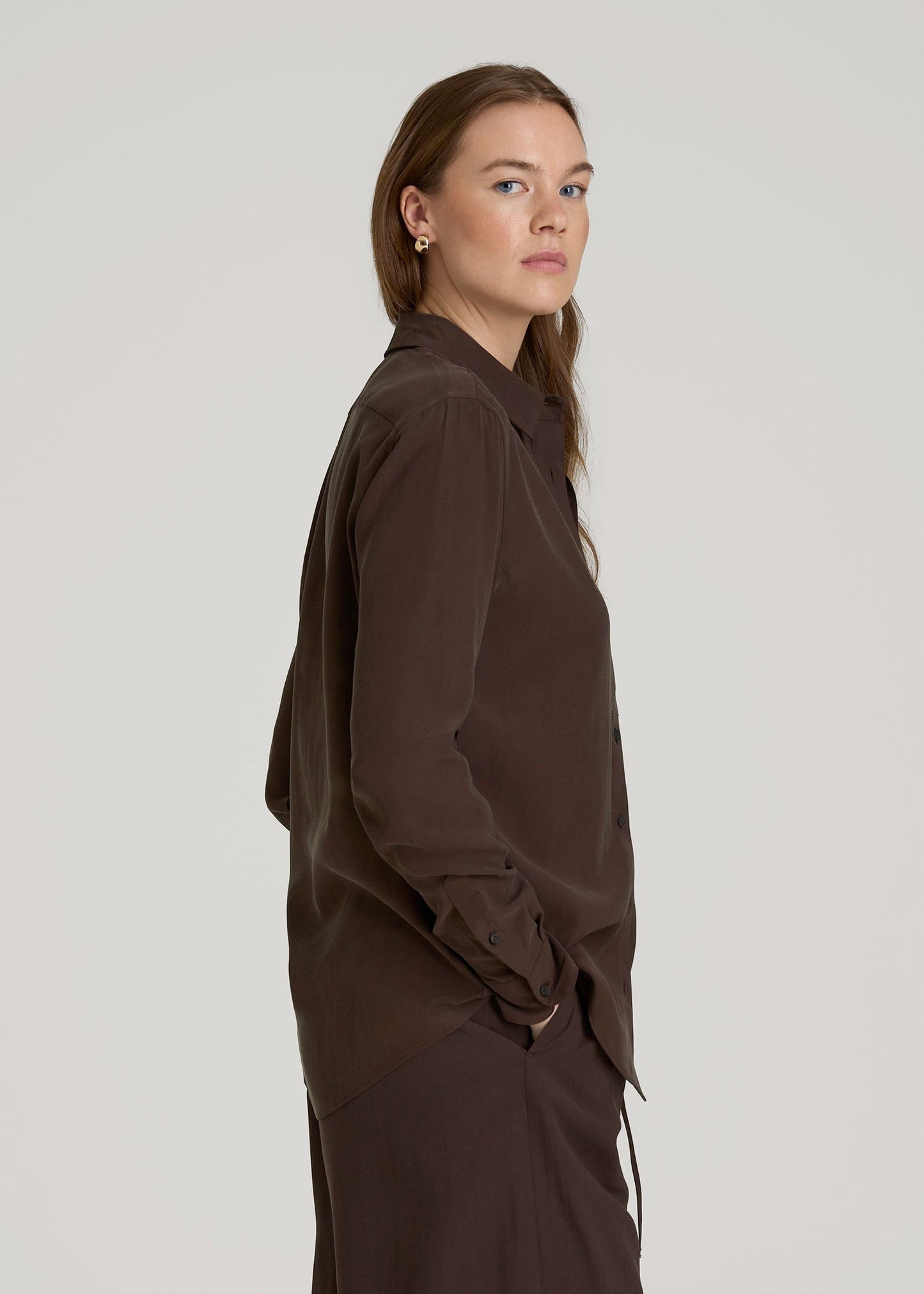 American Tall Women|Men Relaxed Button-Up Single-Pocket Blouse for Tall Women in Espresso