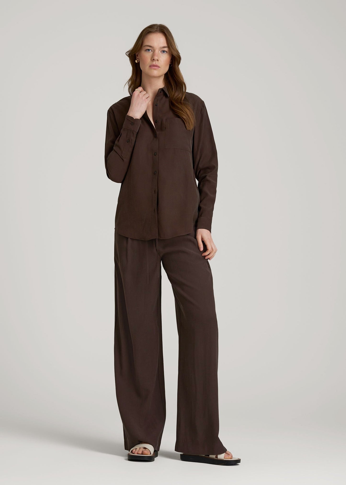 American Tall Women|Men Relaxed Button-Up Single-Pocket Blouse for Tall Women in Espresso