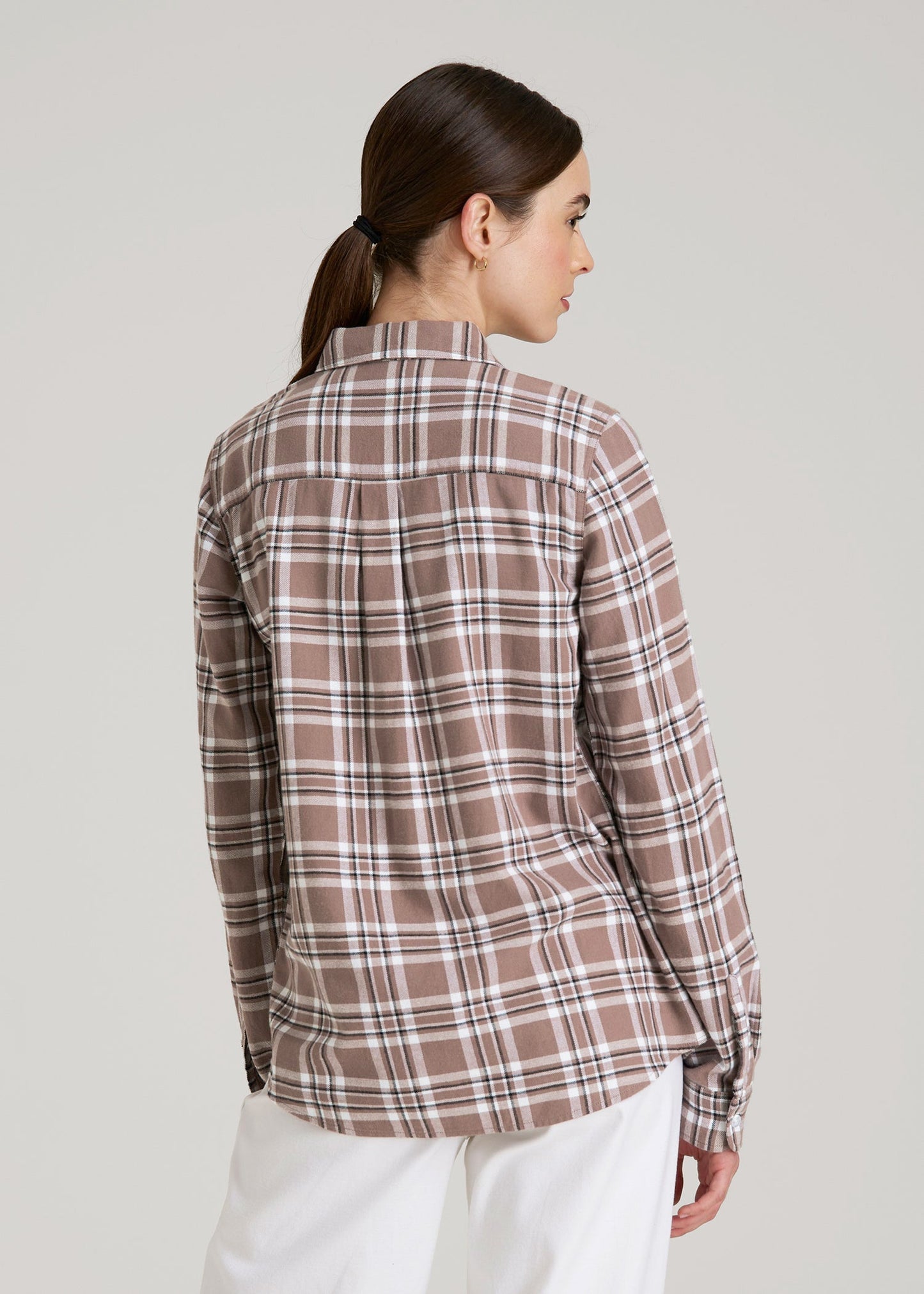 American Tall Women|Men Flannel Button-Up Shirt for Tall Women in Woodsmoke with Black
