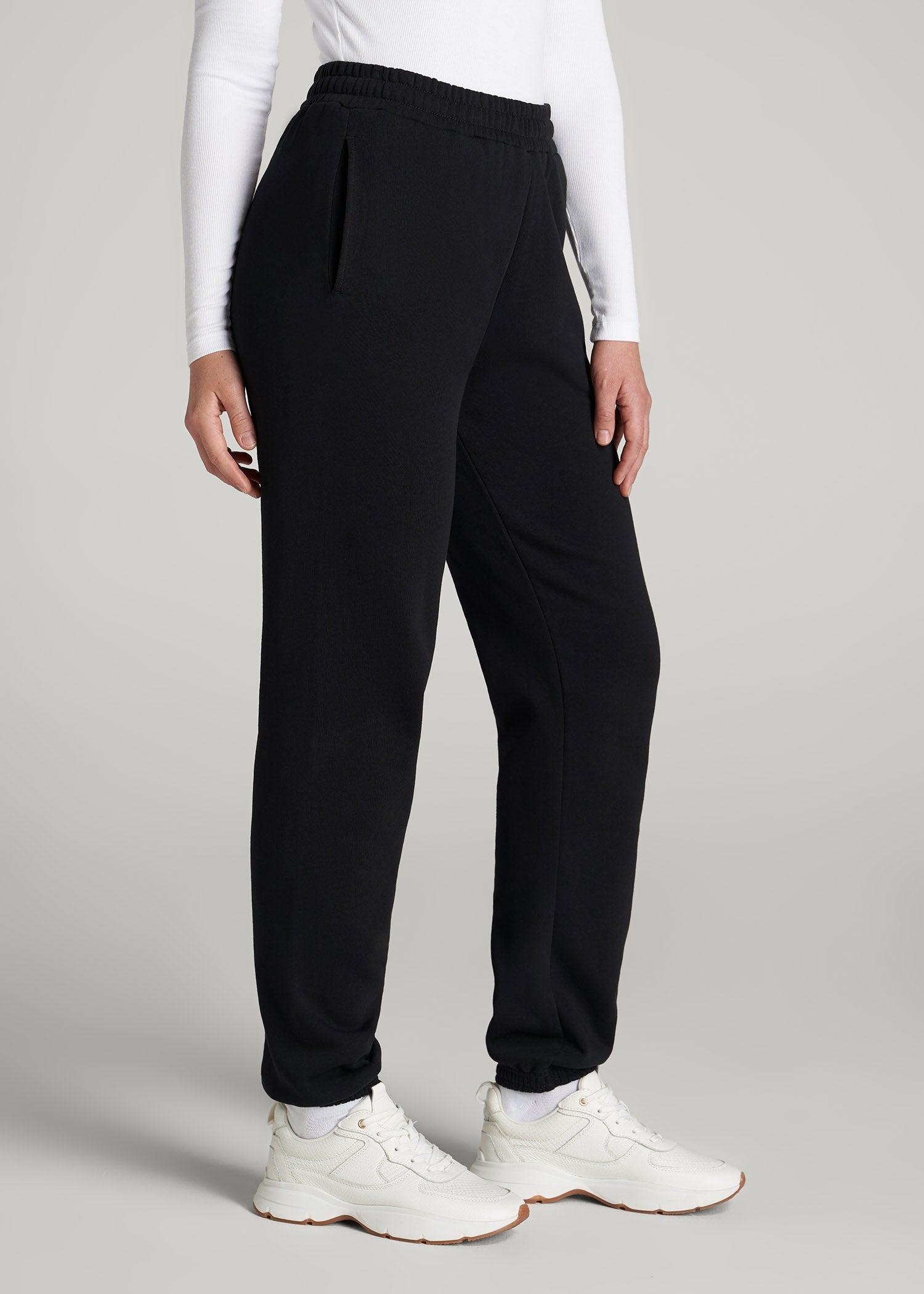 American Tall Women Wearever Fleece Relaxed Sweatpants for Tall Women in Black