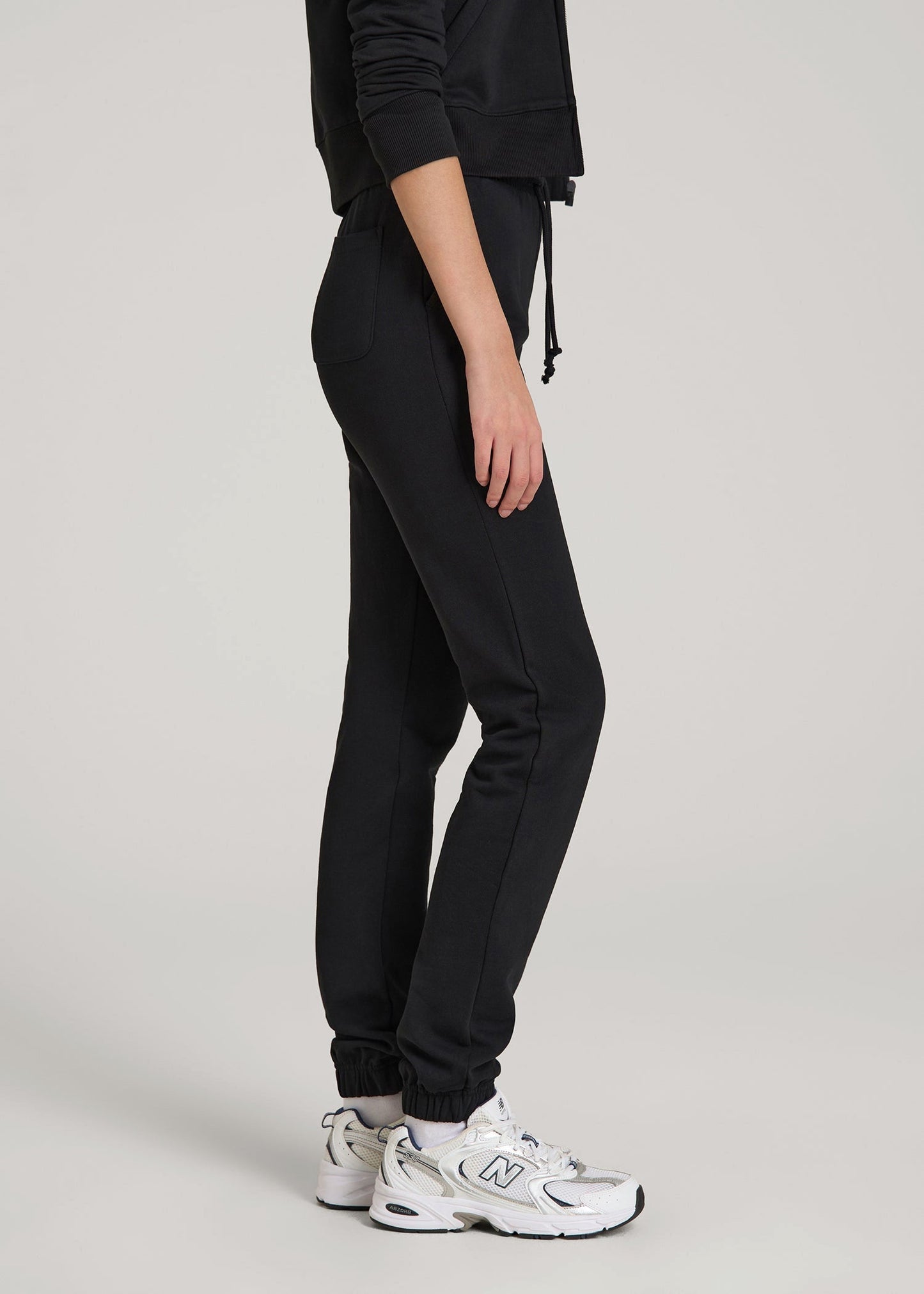 American Tall Women Wearever Fleece Slim Fit High-Waisted Garment Dye Sweatpants for Tall Women in Black