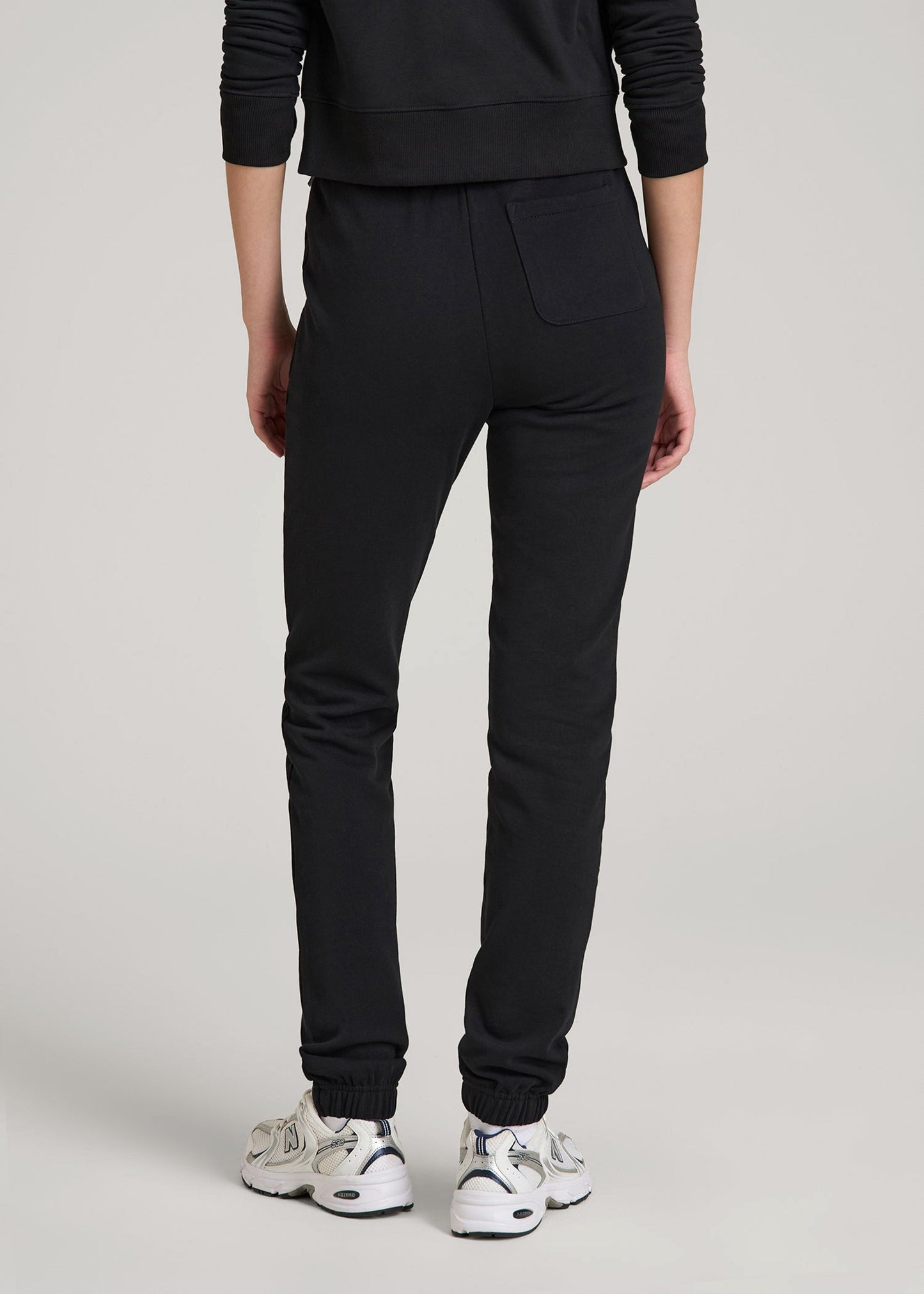 American Tall Women Wearever Fleece Slim Fit High-Waisted Garment Dye Sweatpants for Tall Women in Black