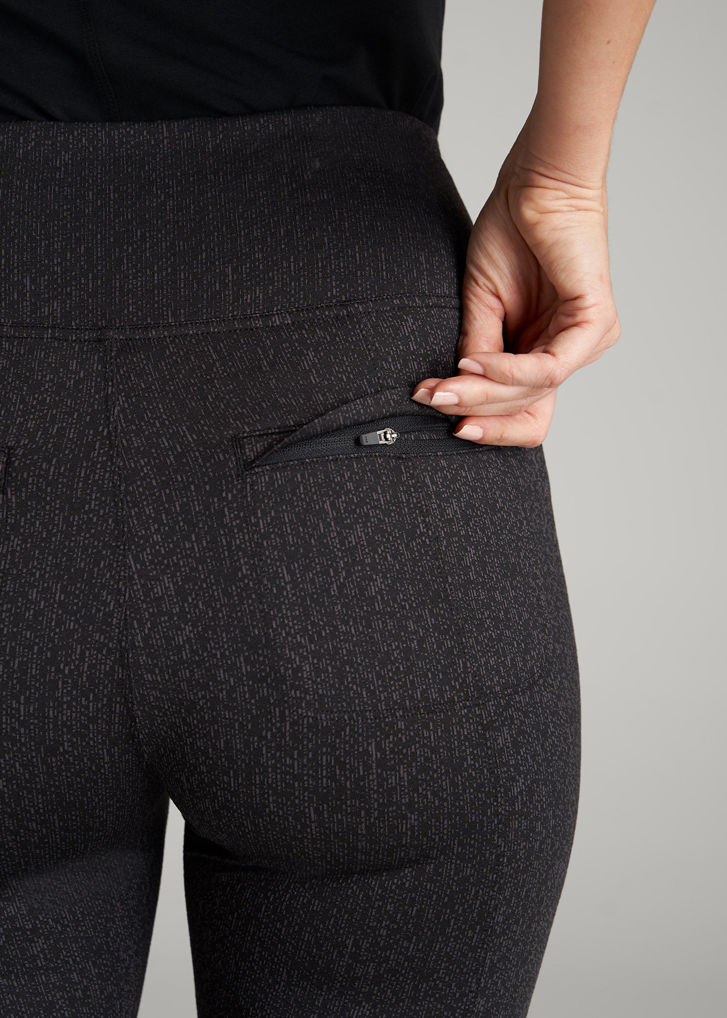 American Tall Women Textured Back-Pocket Leggings for Tall Women in Black Charcoal Jacquard