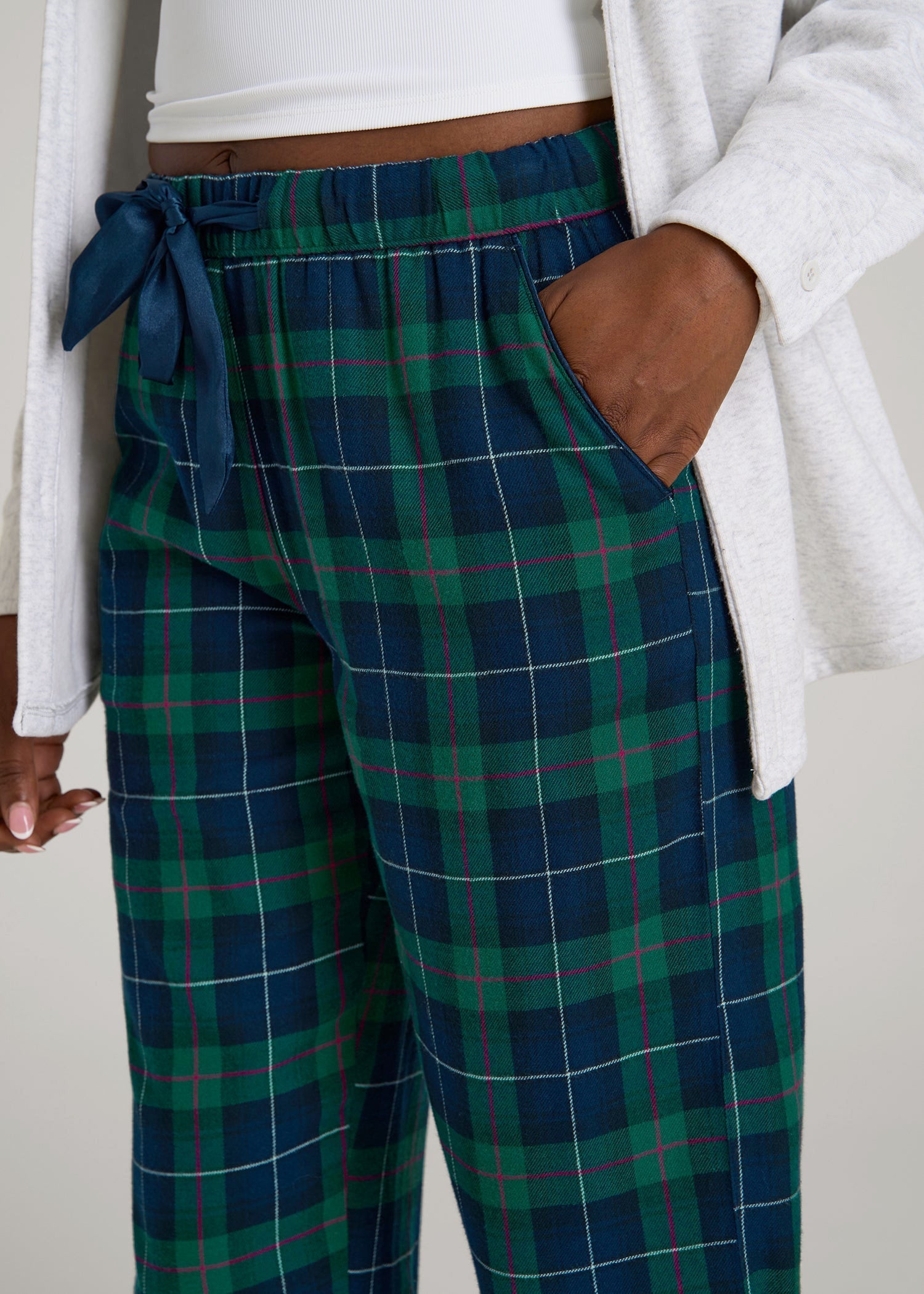 American Tall Women Tie Waist Flannel Pajama Pants for Tall Women in Green and Blue Plaid