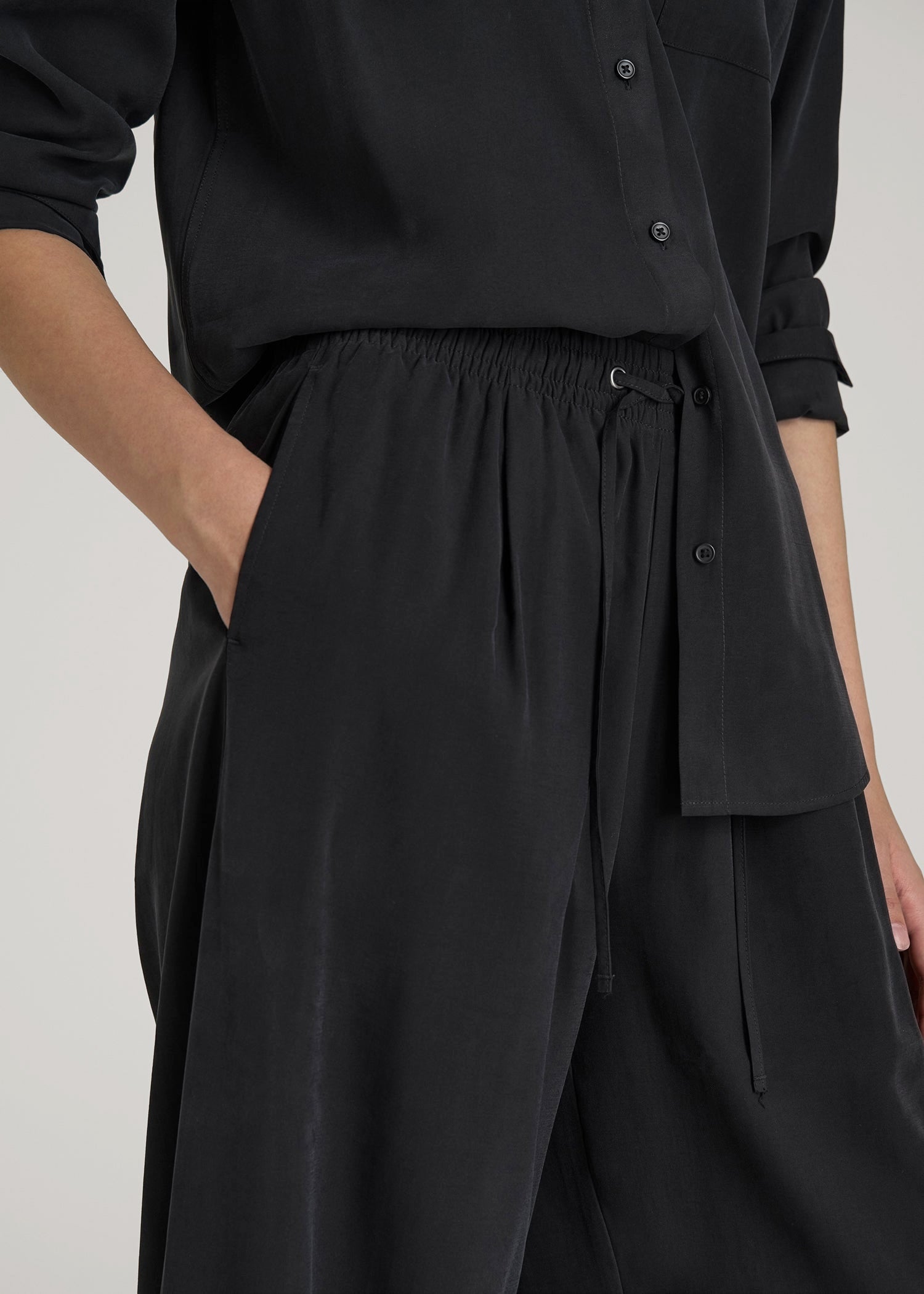 American Tall Women Relaxed Pull-On Pants for Tall Women in Vintage Black