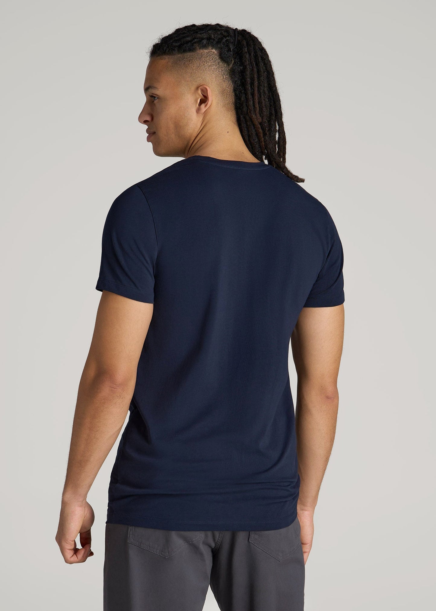 American Tall Men The Essential Modern Fit V-Neck Tee for Tall Men in True Navy