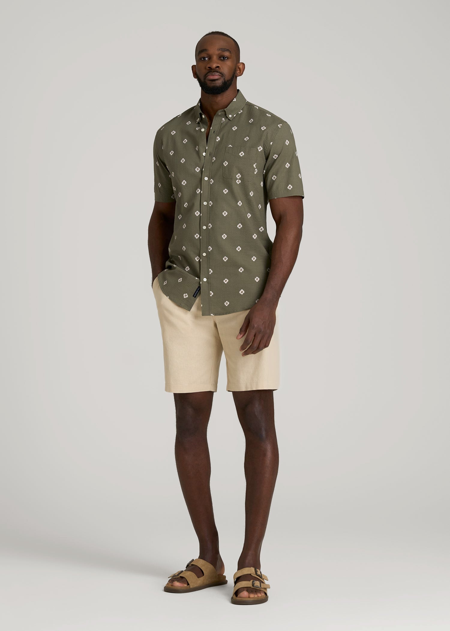 American Tall Men Seersucker Short Sleeve Shirt for Tall Men in Olive and Beige Floral