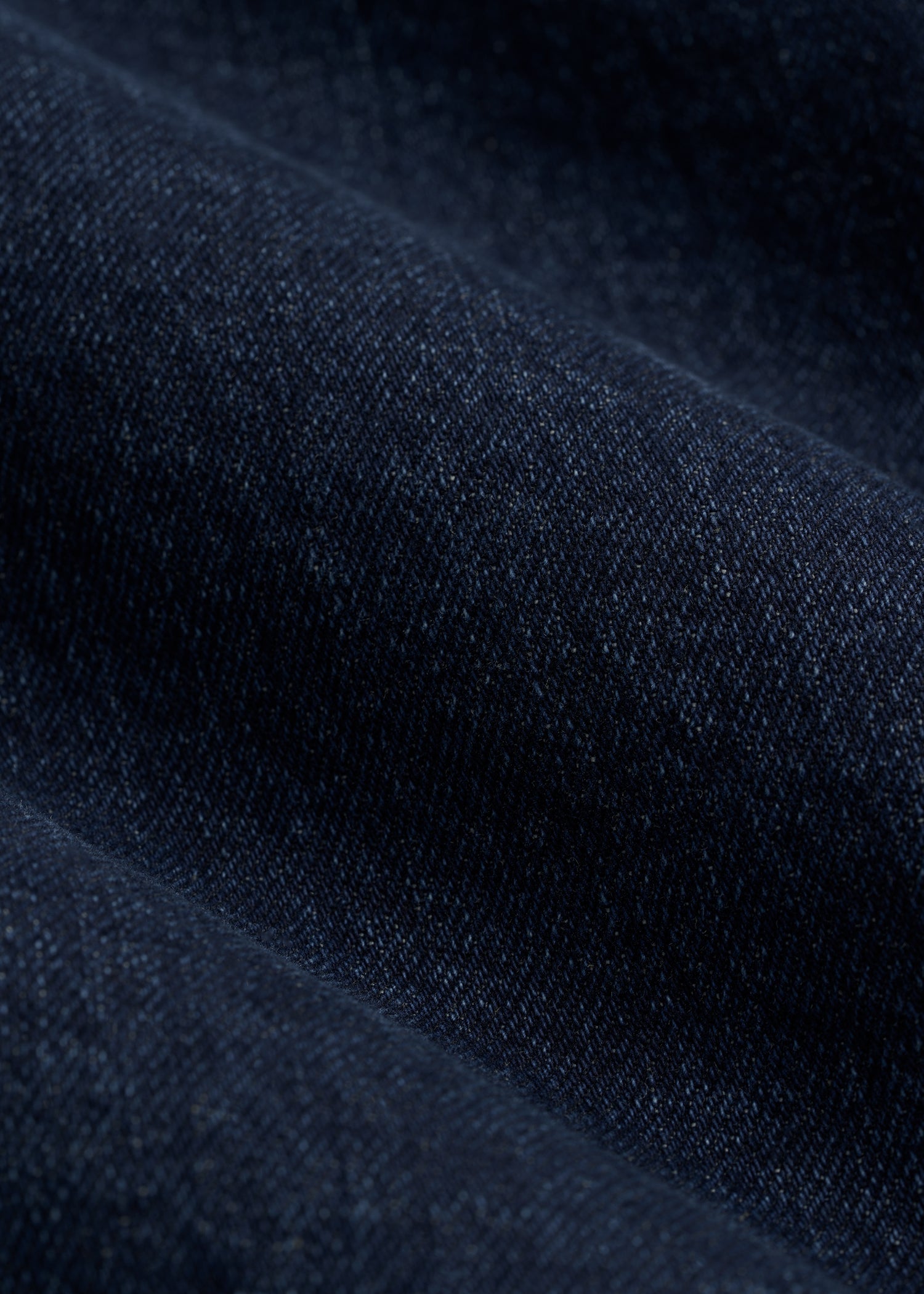 American Tall Men Denim Trucker Jacket for Tall Men in Raw Indigo