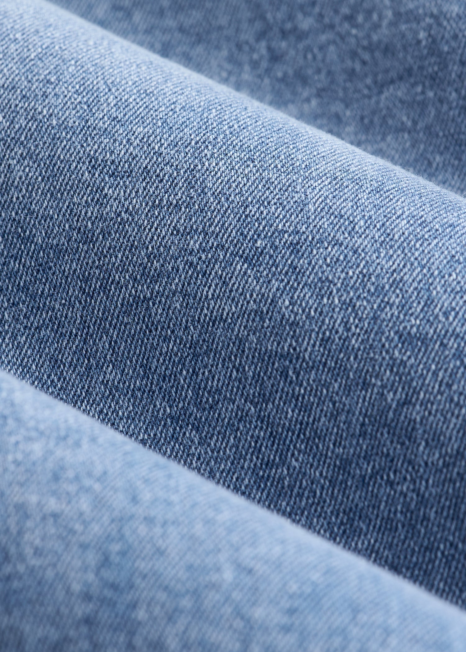 American Tall Men A.T. Basics Men's J1 Straight Fit Jeans for Tall Men in Tufts Blue