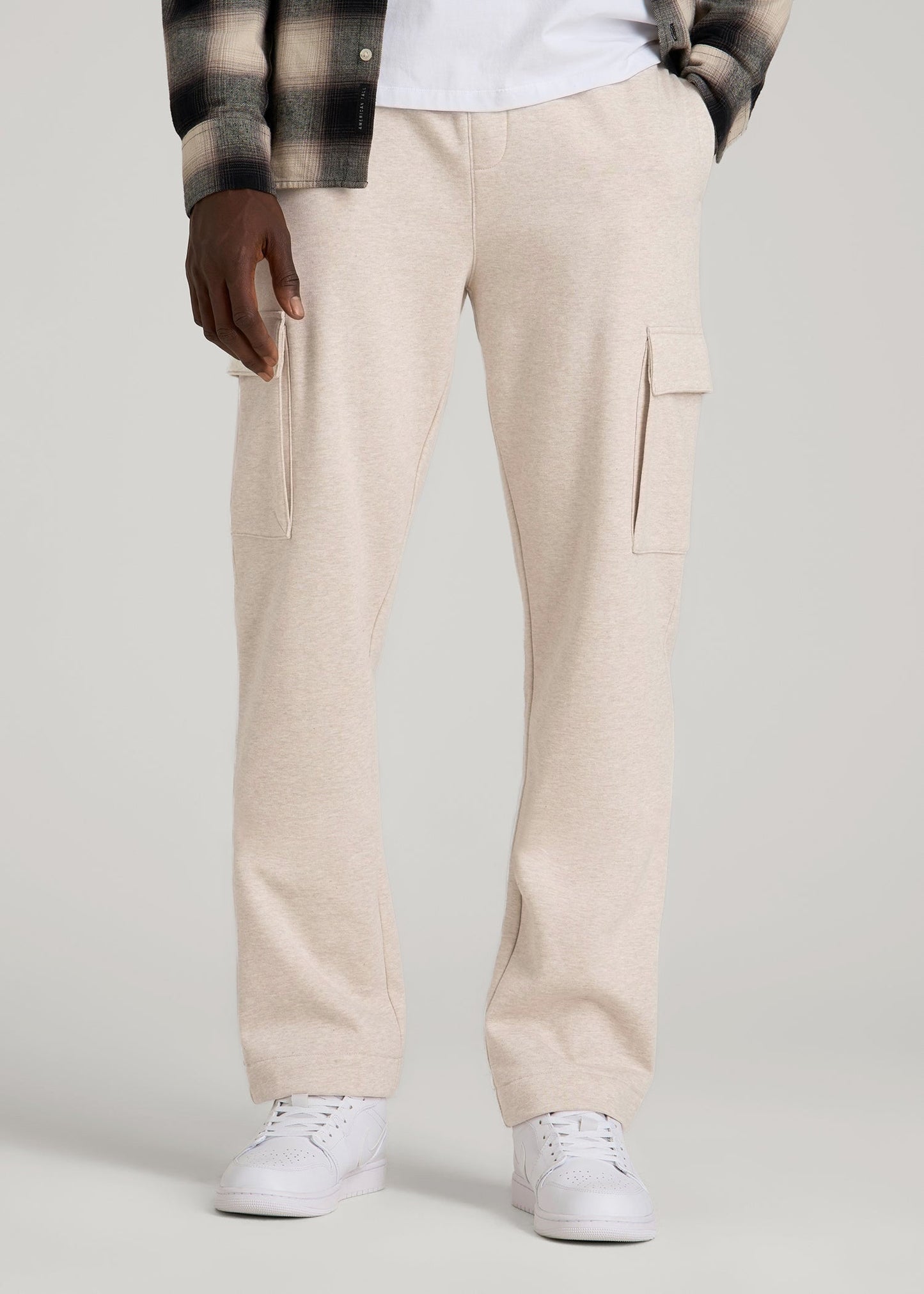 American Tall Men Wearever Fleece Straight Leg Cargo Sweatpant for Tall Men in Oatmeal Mix