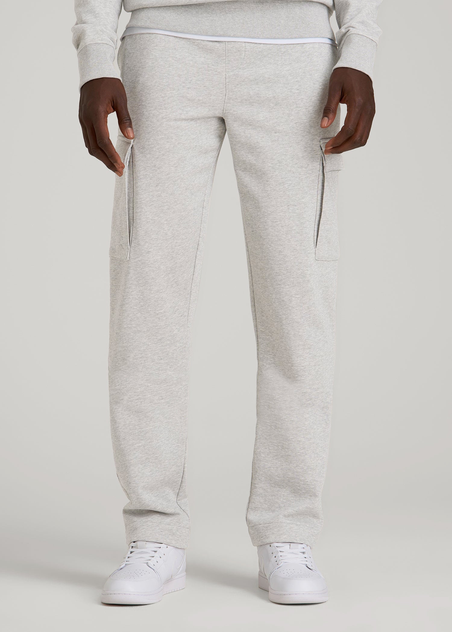 American Tall Men Wearever Fleece Straight Leg Cargo Sweatpant for Tall Men in Grey Mix
