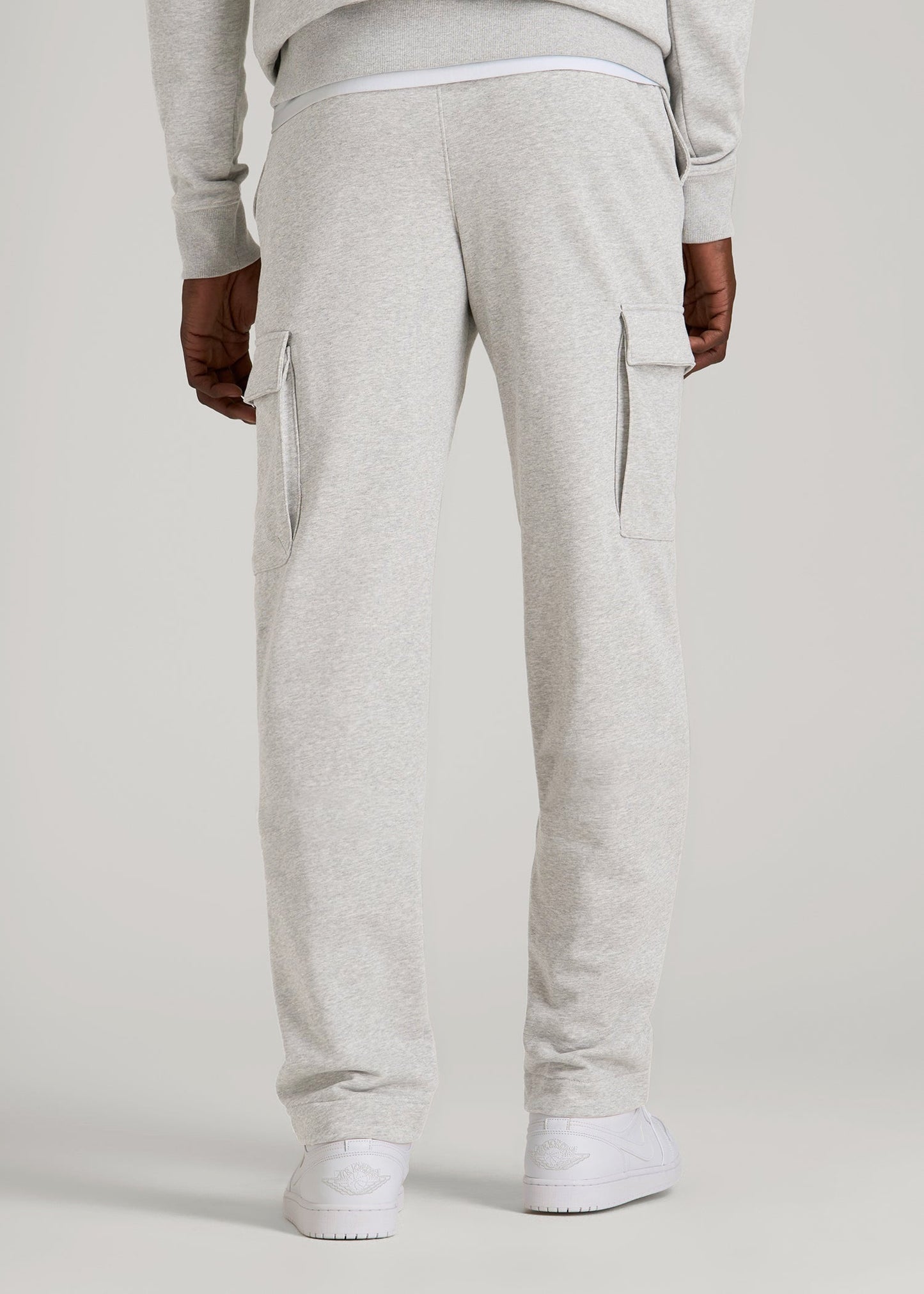 American Tall Men Wearever Fleece Straight Leg Cargo Sweatpant for Tall Men in Grey Mix