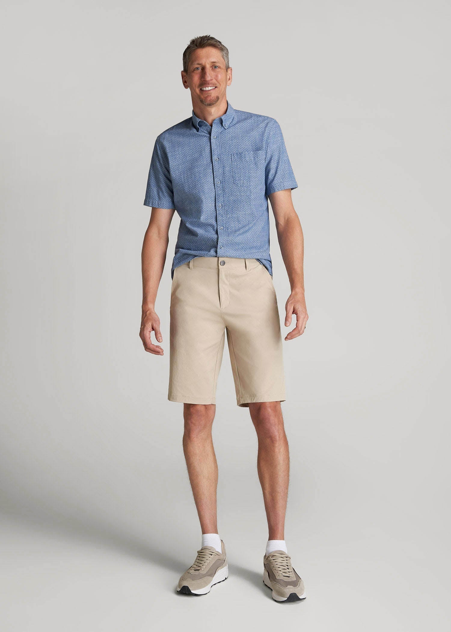 American Tall Men Traveler Chino Shorts for Tall Men in Light Khaki