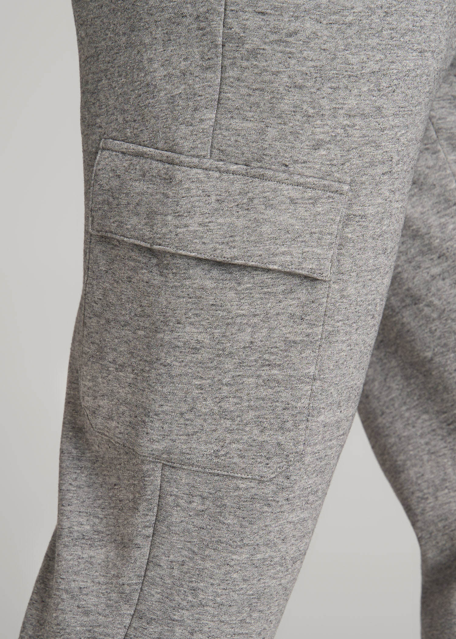 American Tall Men Wearever Fleece Cargo Jogger For Tall Men in Heather Grey