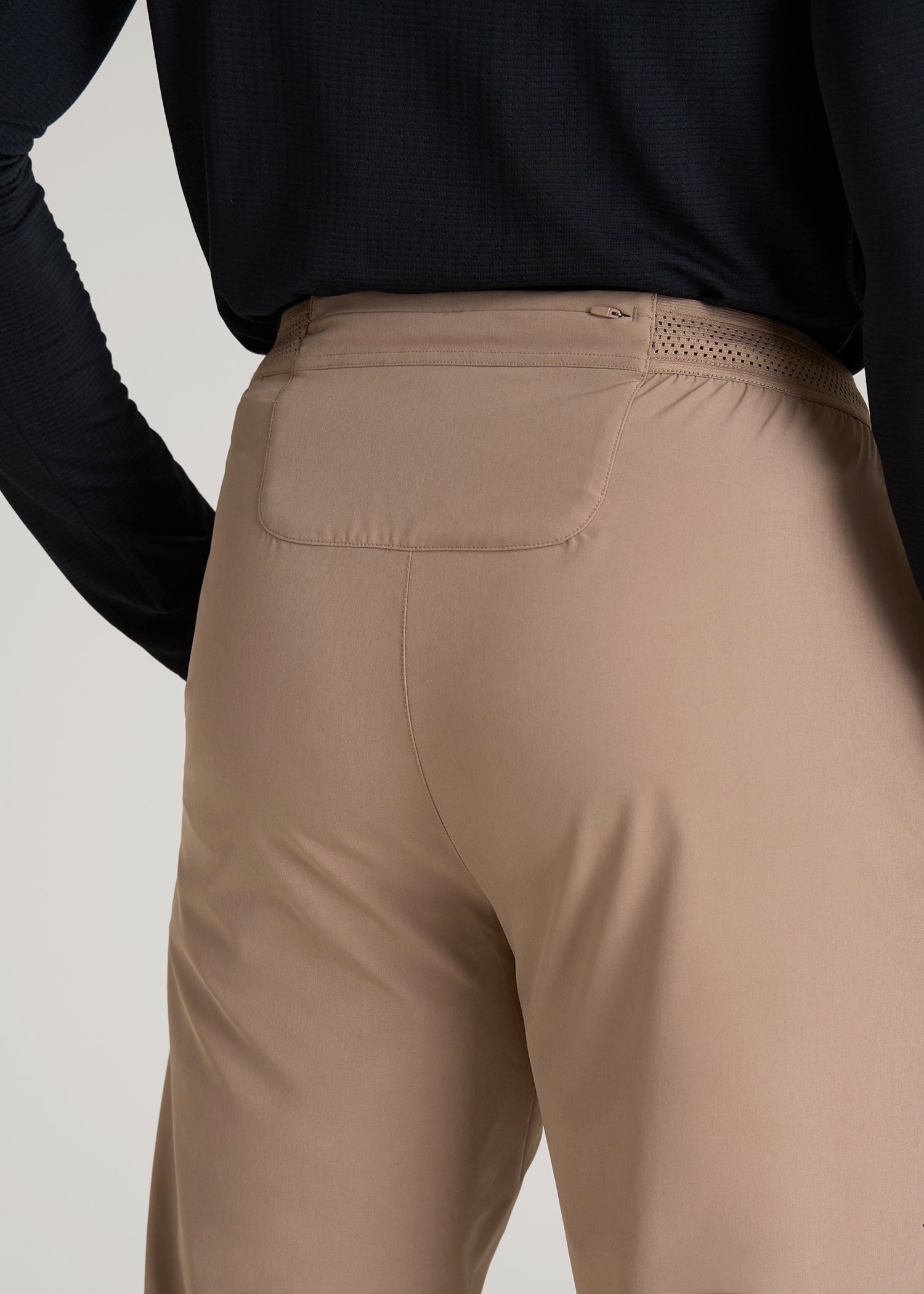 American Tall Men Featherweight Running Pants for Tall Men in Dark Sand