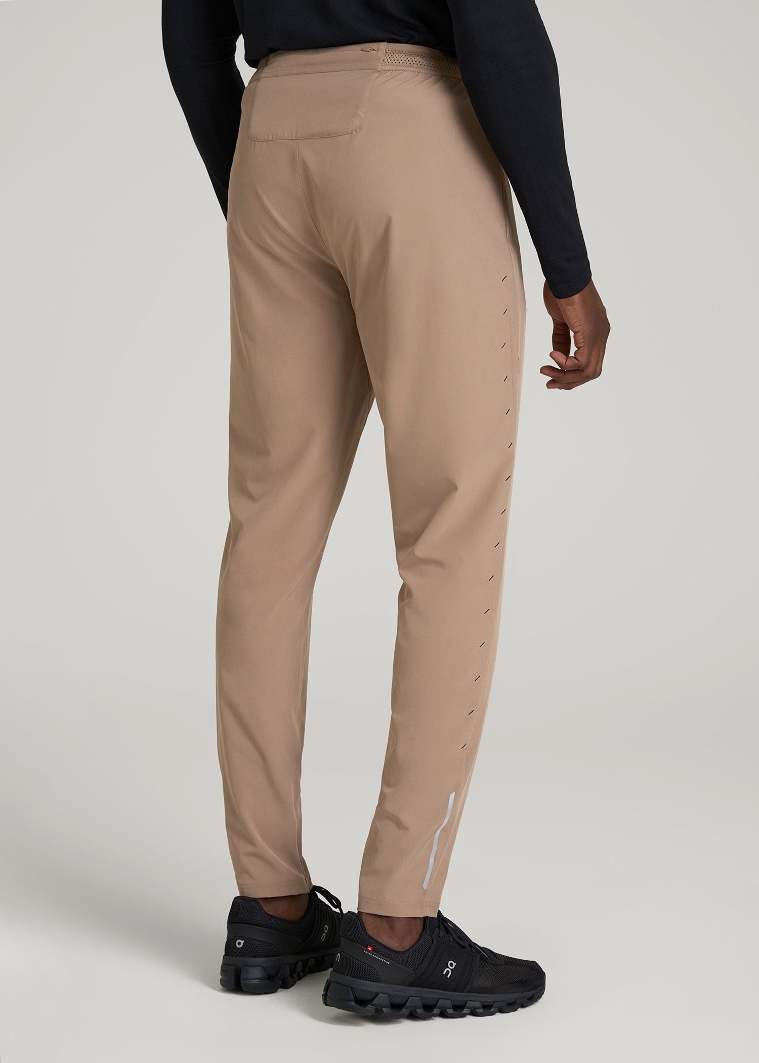 American Tall Men Featherweight Running Pants for Tall Men in Dark Sand