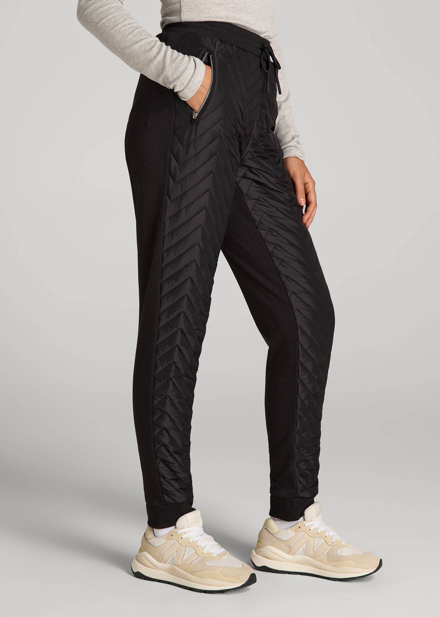 American Tall Women|Men Quilted Joggers for Tall Women in Black