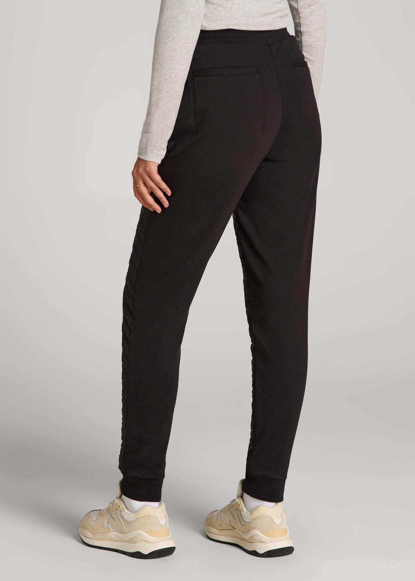 American Tall Women|Men Quilted Joggers for Tall Women in Black