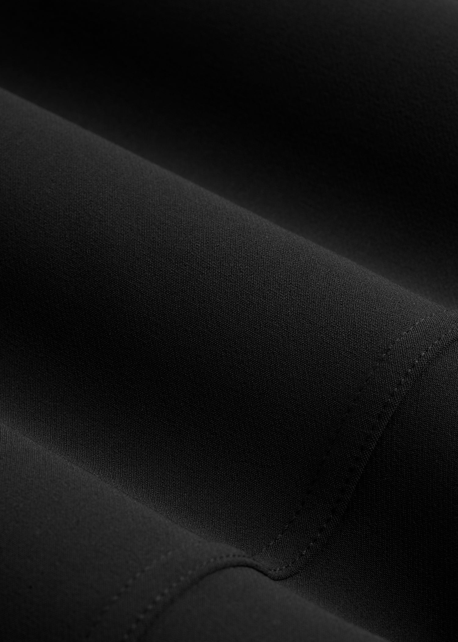 American Tall Women Traveler Tapered Fit Pant for Tall Women in Black