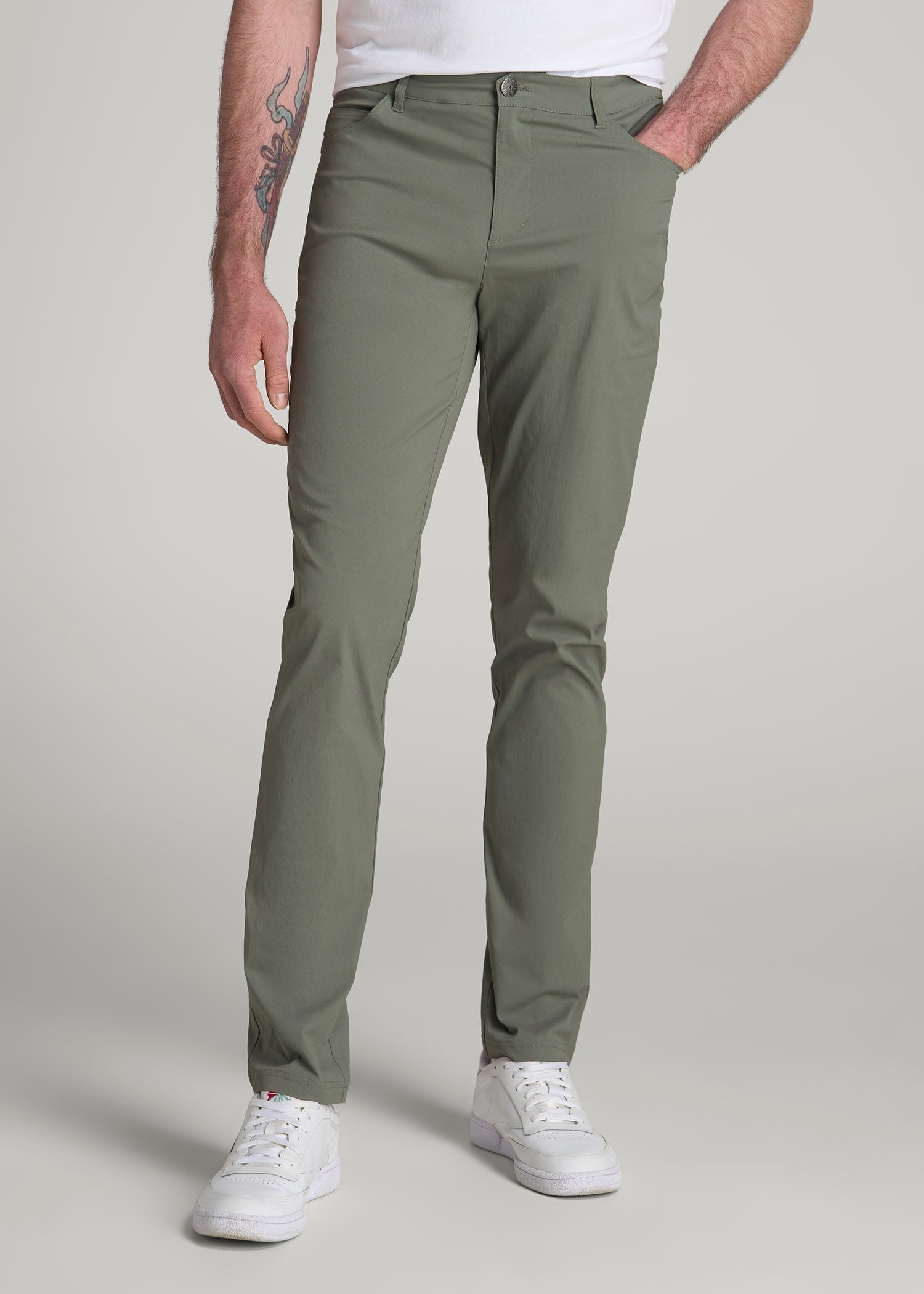 American Tall Men TAPERED-FIT Traveler Pants for Tall Men in Wreath Green