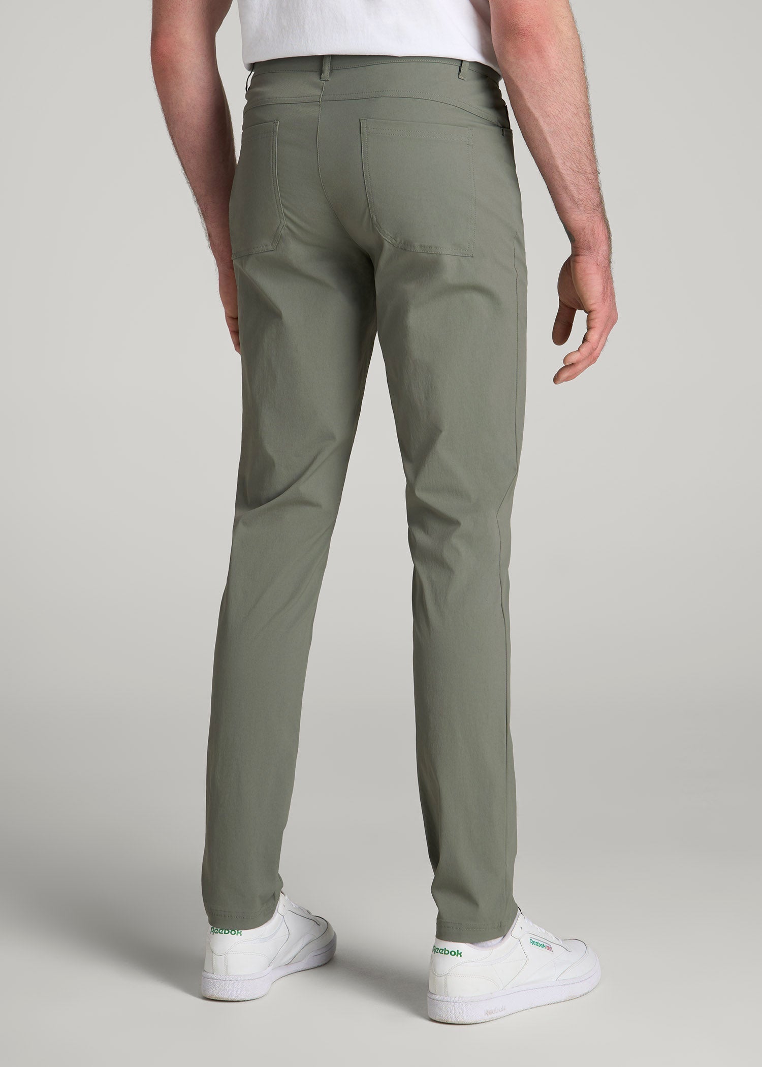 American Tall Men TAPERED-FIT Traveler Pants for Tall Men in Wreath Green
