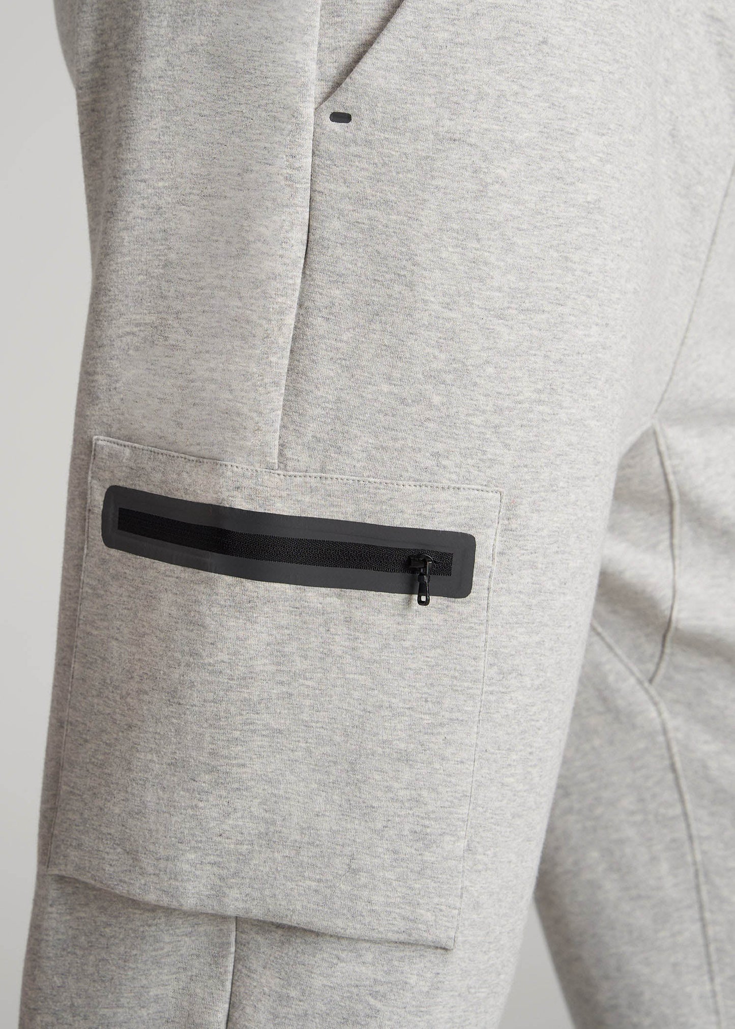 American Tall Men Tech Motion Fleece Cargo Joggers for Tall Men in Grey Mix