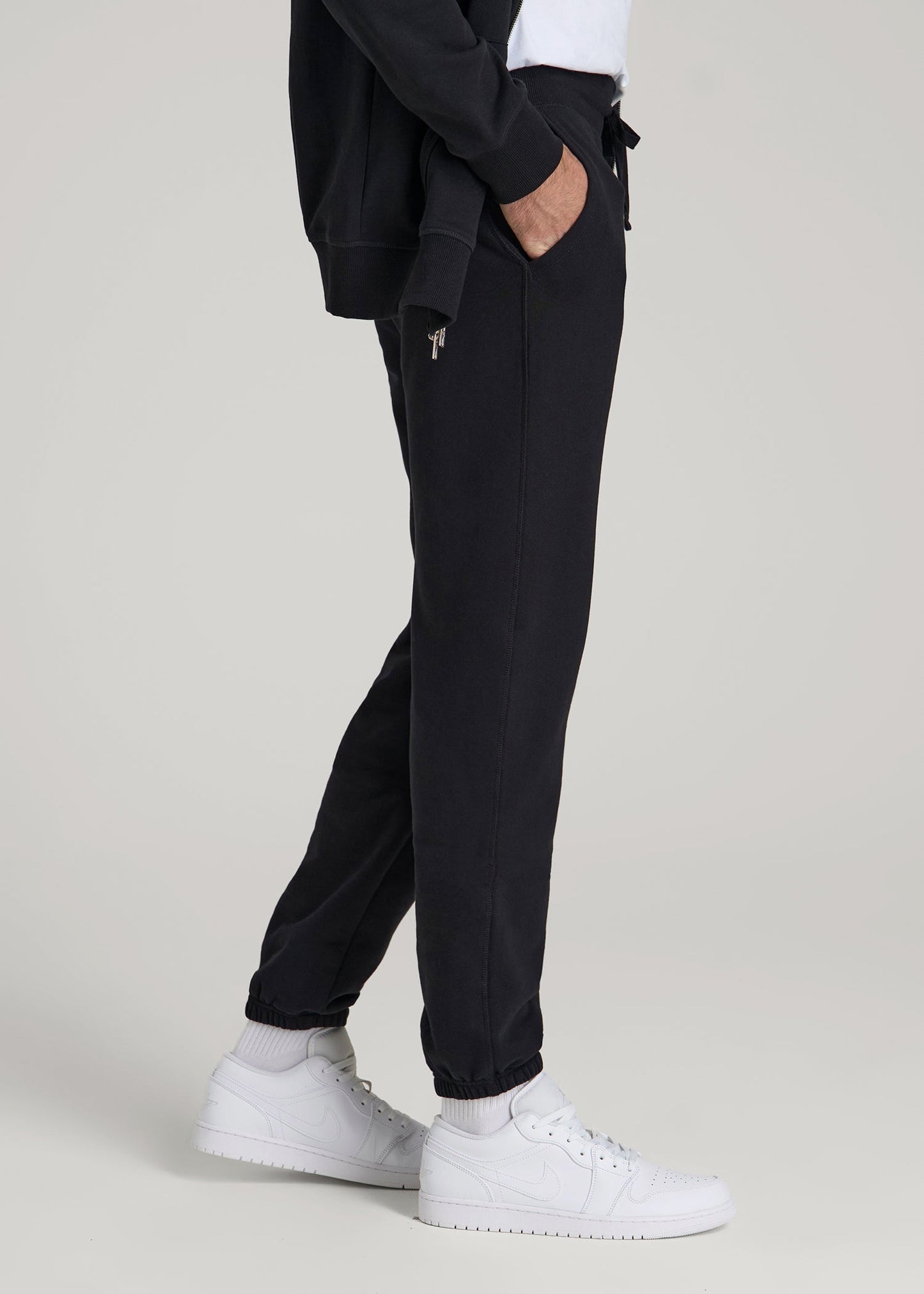 American Tall Men Wearever 2.0 Fleece Sweatpants for Tall Men in Black
