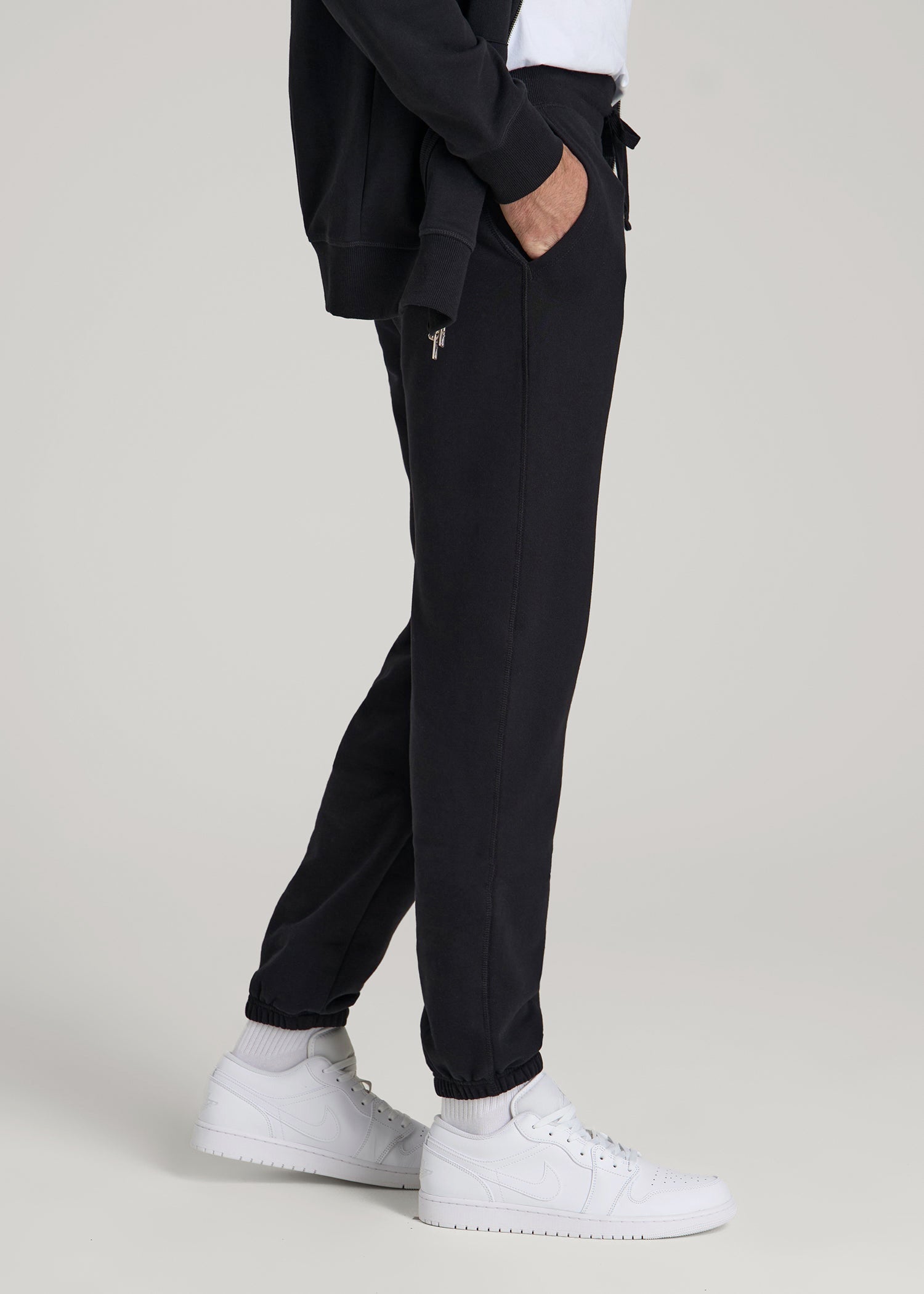 American Tall Men Wearever 2.0 Fleece Sweatpants for Tall Men in Black