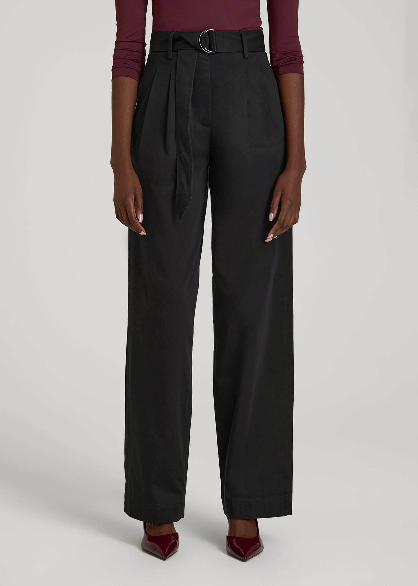 American Tall Women Pleated Wide Leg Chino With Belt for Tall Women in Deep Black
