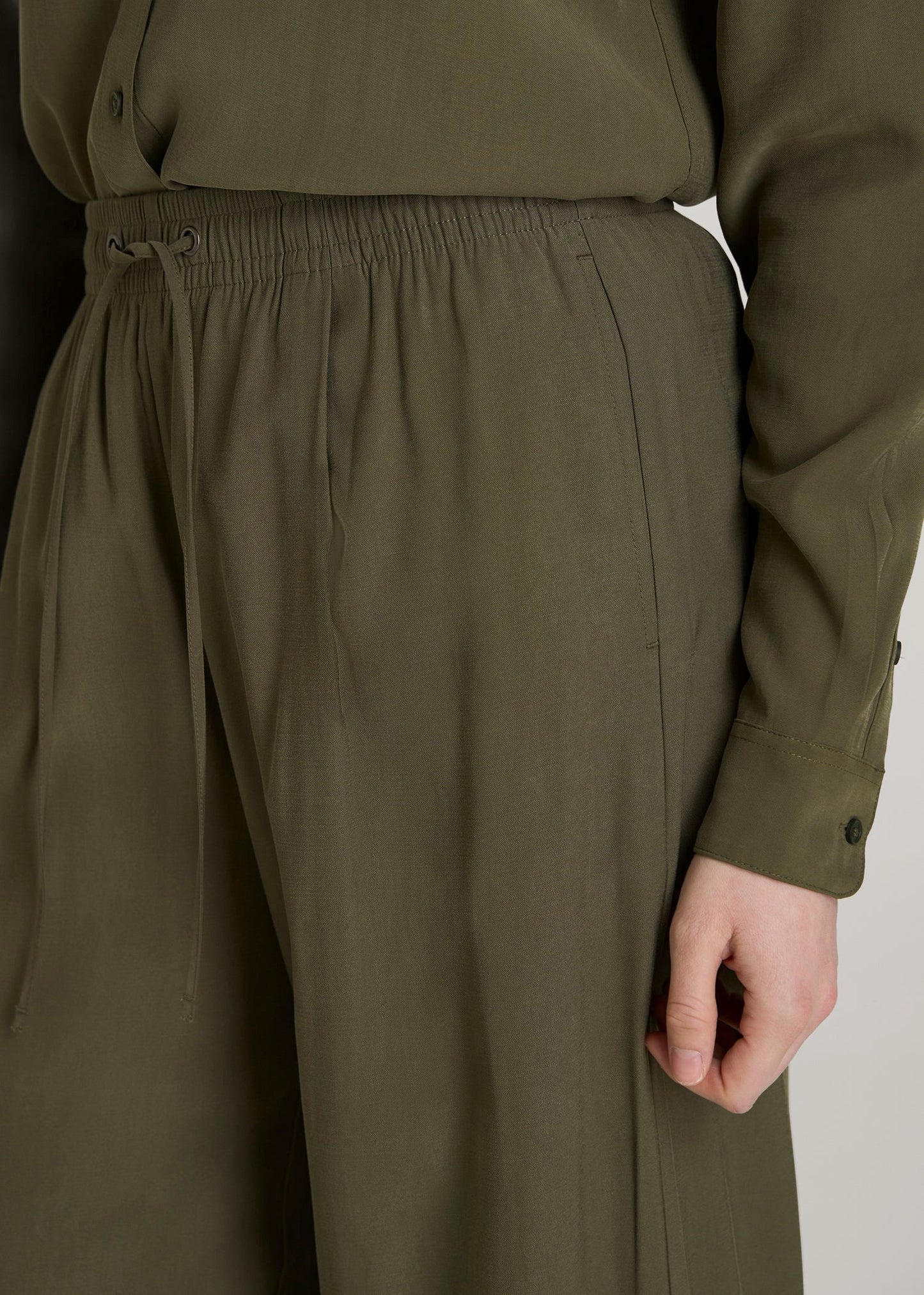 American Tall Women Relaxed Pull-On Pants for Tall Women in Forest Night